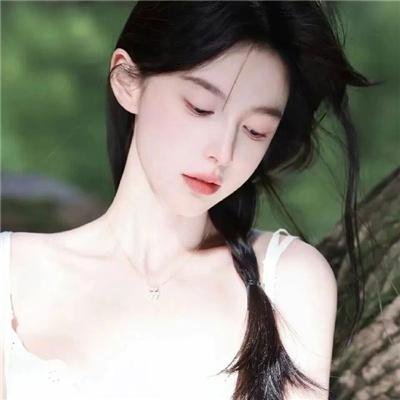 情迷希拉曼地：璀璨名姝